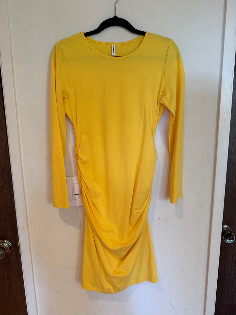 Women’s Yellow Long-Sleeve Ruched Dress